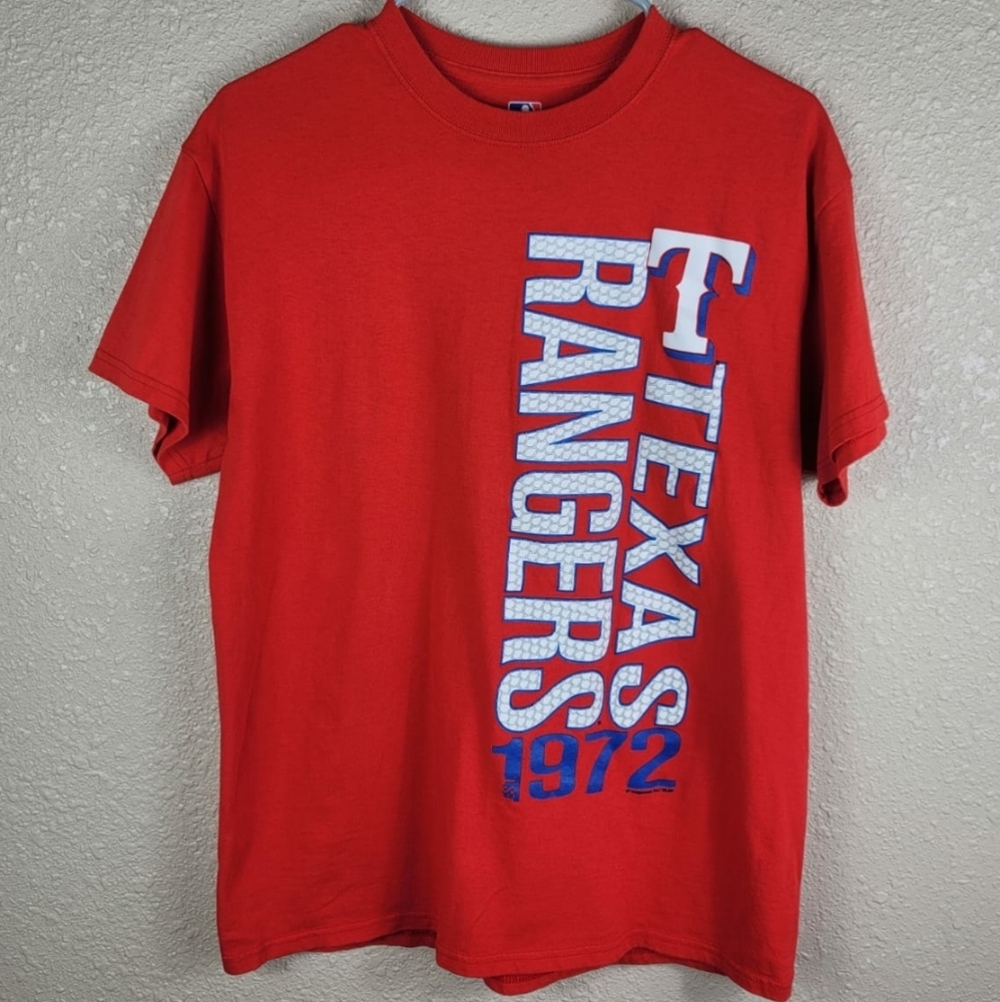 MLB Geniune Merchandise Mens Texas Rangers T-Shirt Size M Red 100% Cotton
